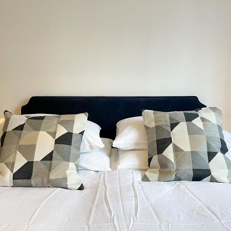 Regent House Apartment Лондон Екстериор снимка